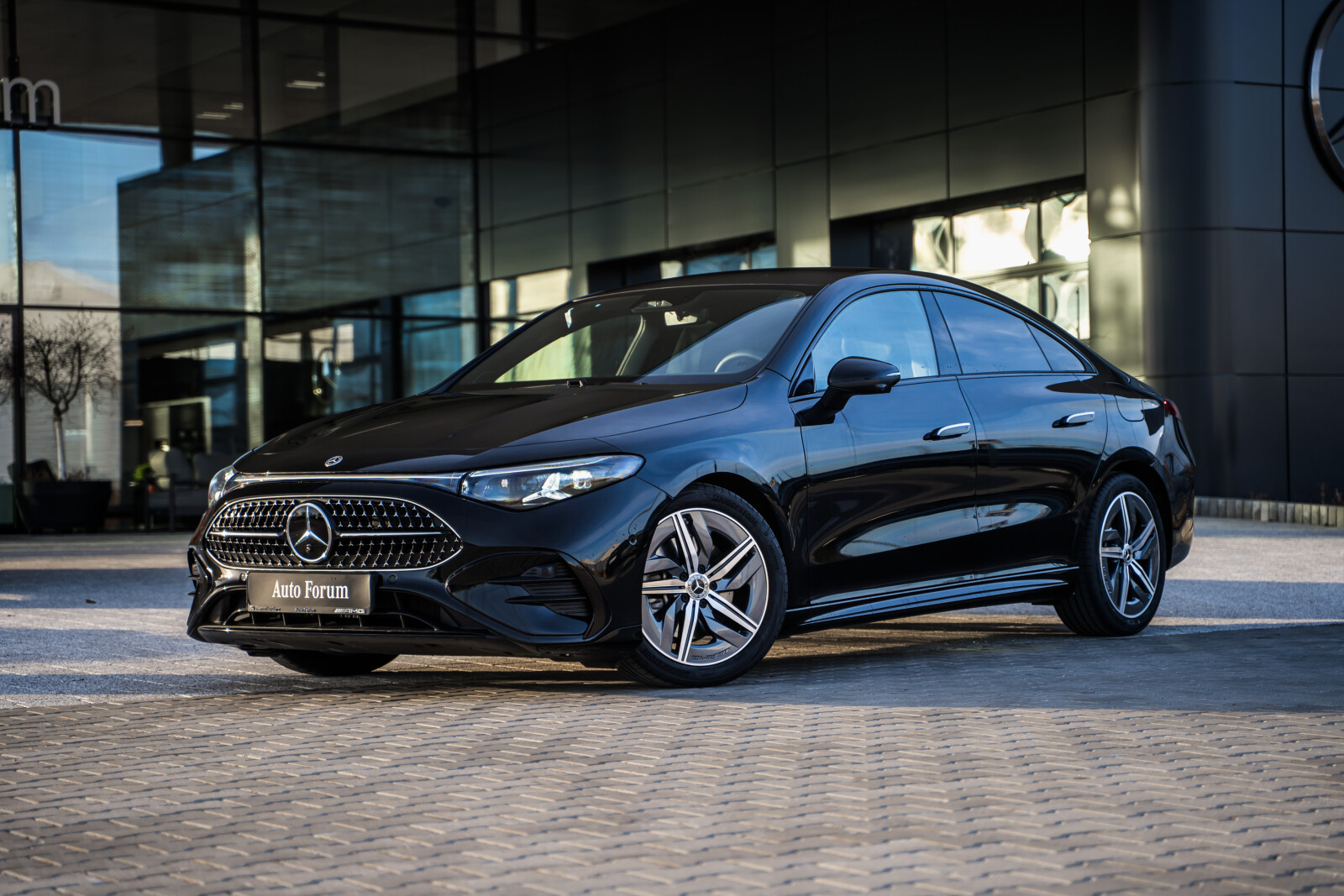 Mercedes-Benz CLA 200