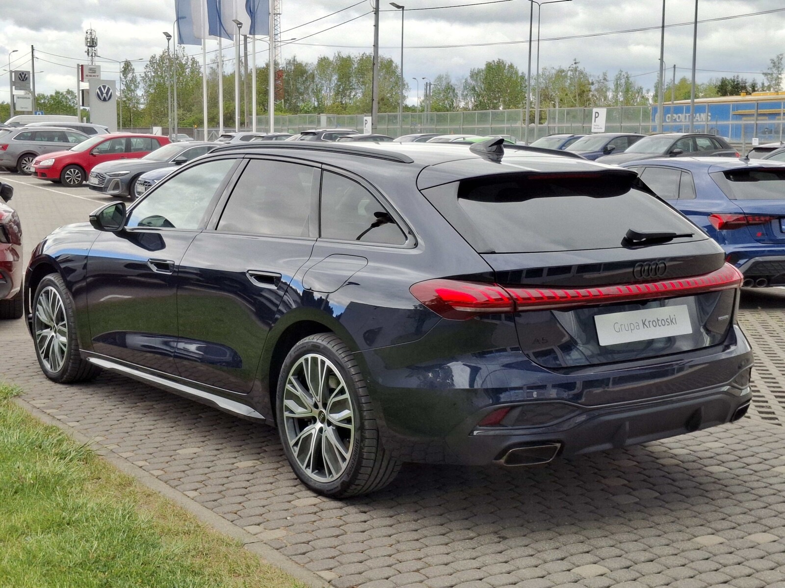 e-hybrid quattro 220 kW S tronic * Pakiet Tech Plus *