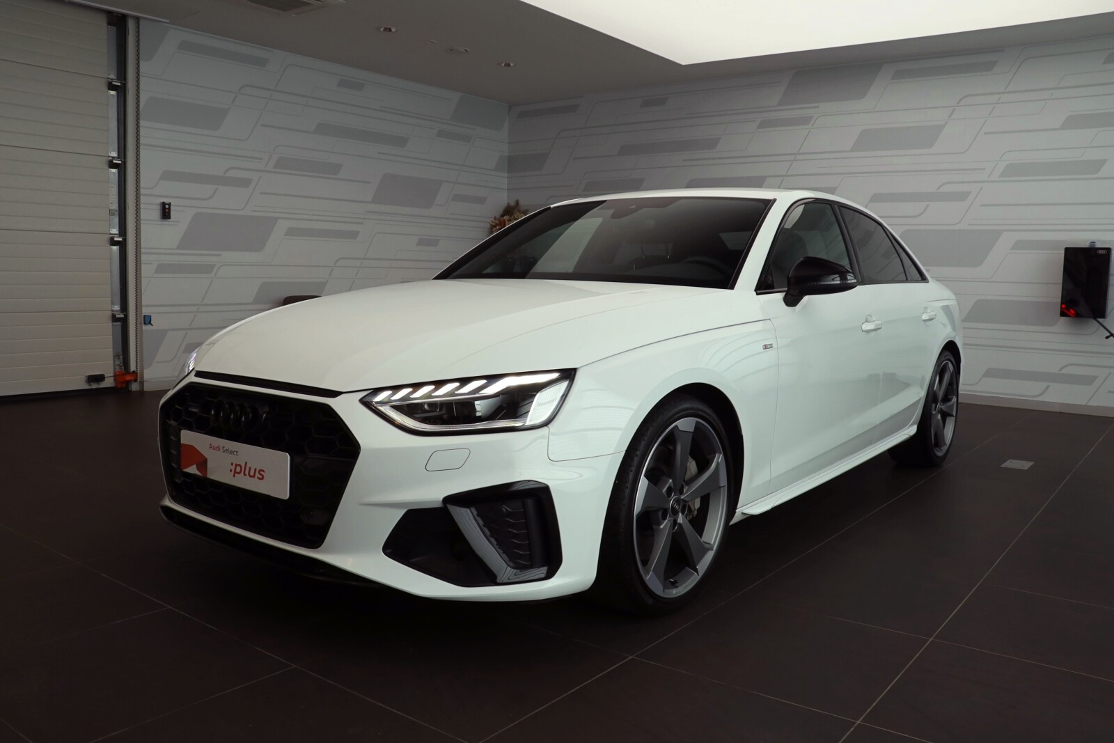 Audi A4 Limousine