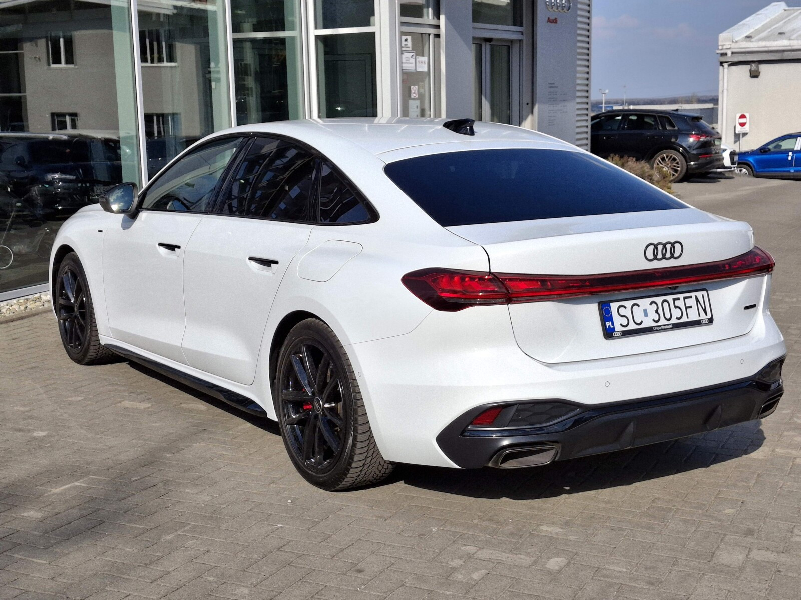 quattro 220 kW S tronic * Pakiet Tech Pro *