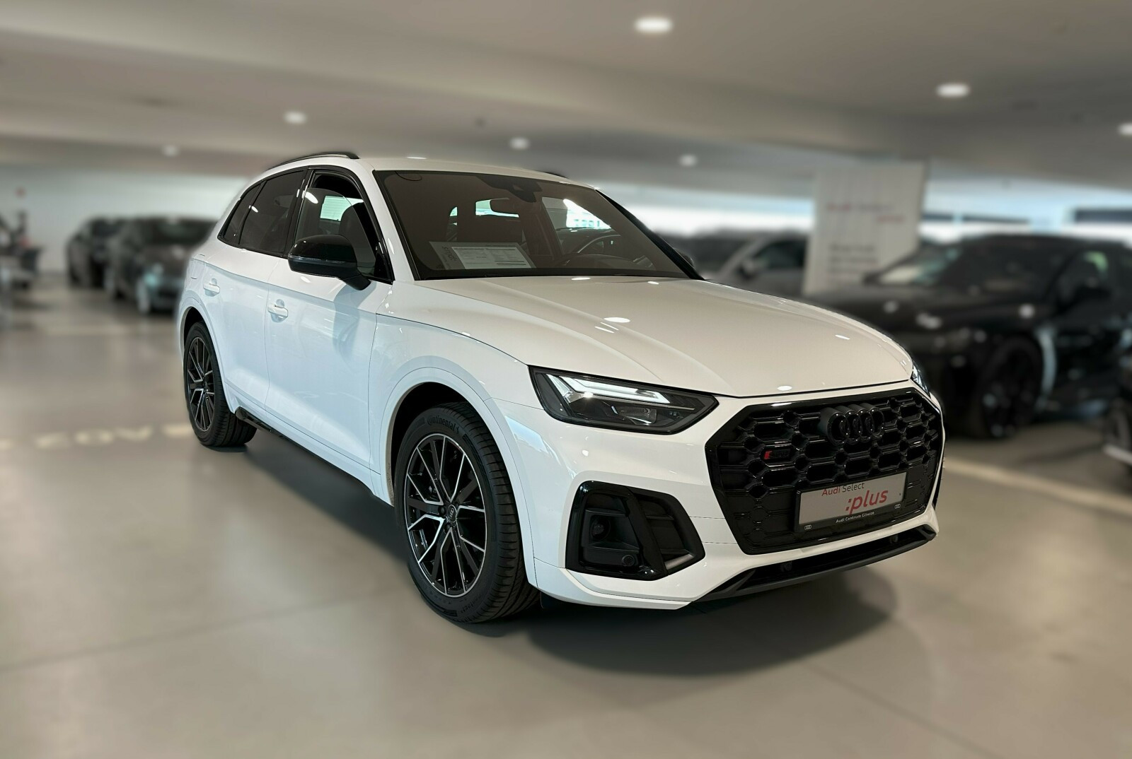 LED Hak Tempomat Fotele sportowe Isofix Kamera cofania