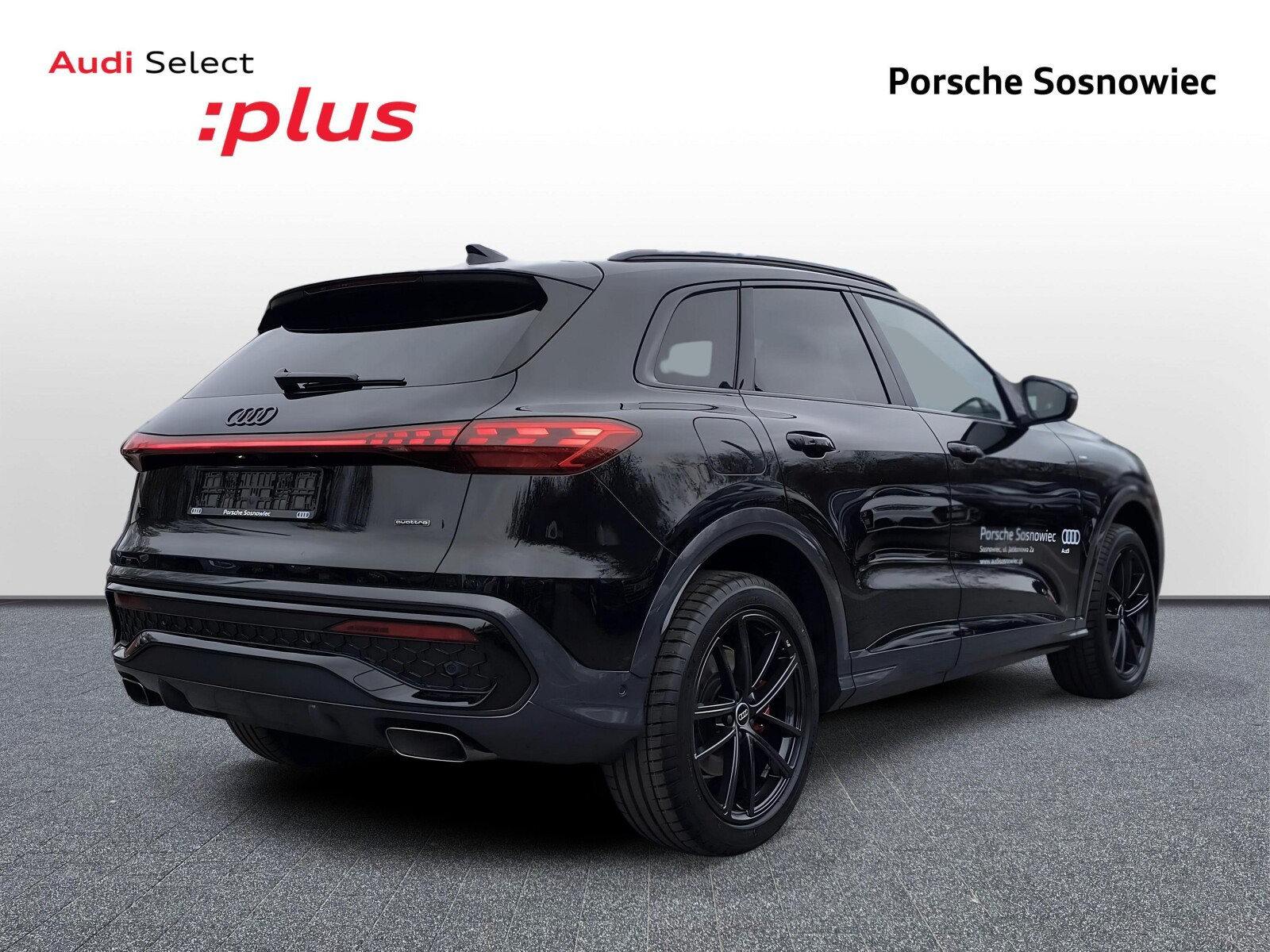 Q5 TFSI mHEV Quattro S tronic: Tech plus; Comfort; Hak; VAT 23%
