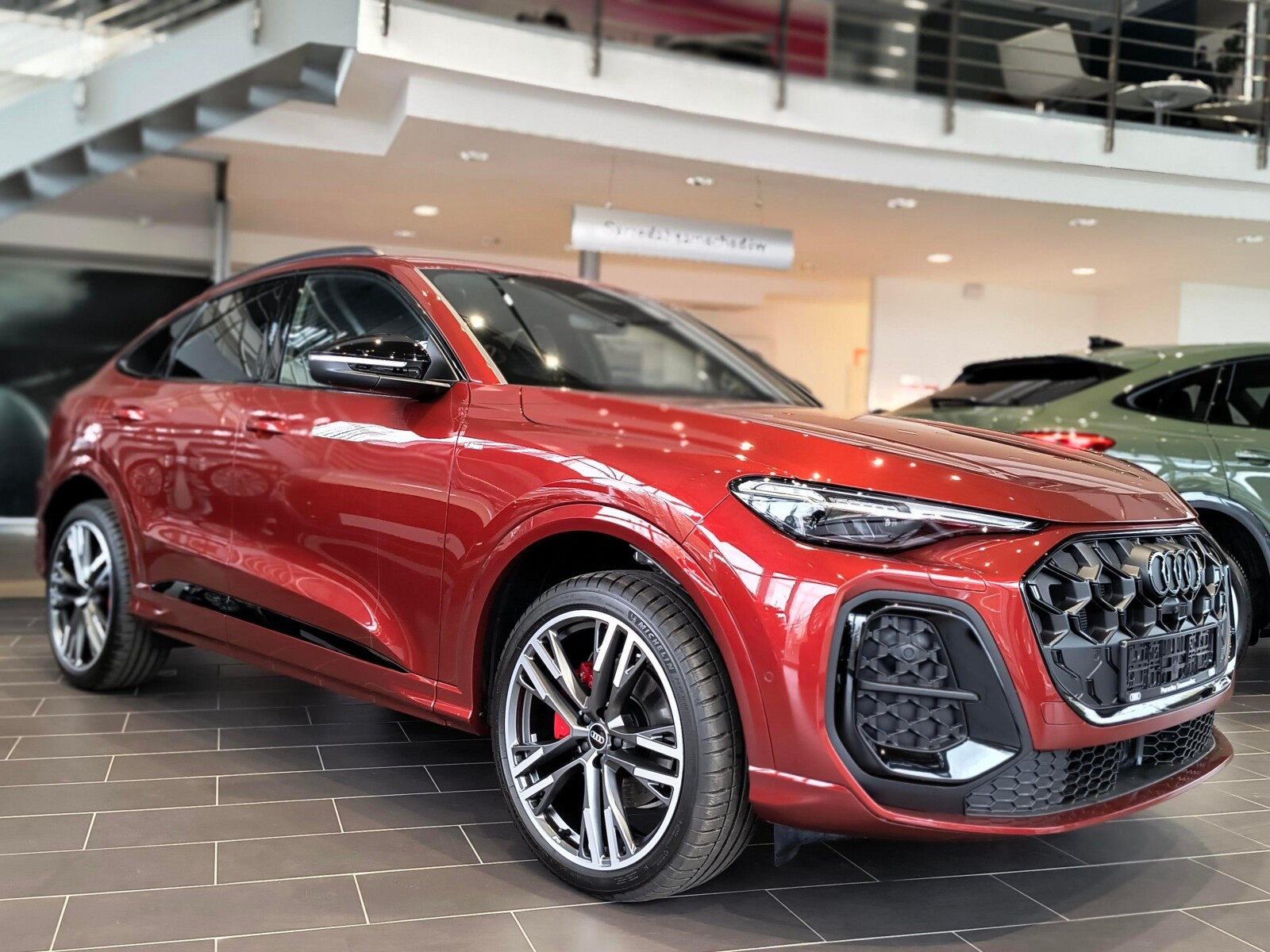 Q5 TFSI mHEV 150 kW Quattro: Hak; Tech plus; VAT 23%