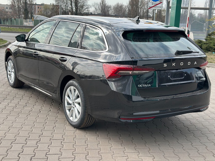 1.5 TSI 150 km 7-biegowa DSG + hak