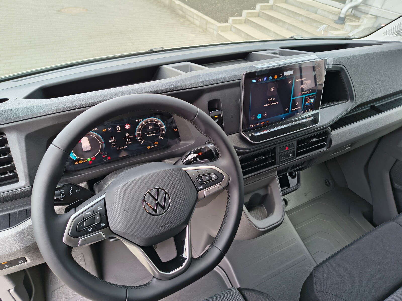Crafter L4H3 Furgon z wysokim dachem silnik: 2,0 TDI 177km 4Motion