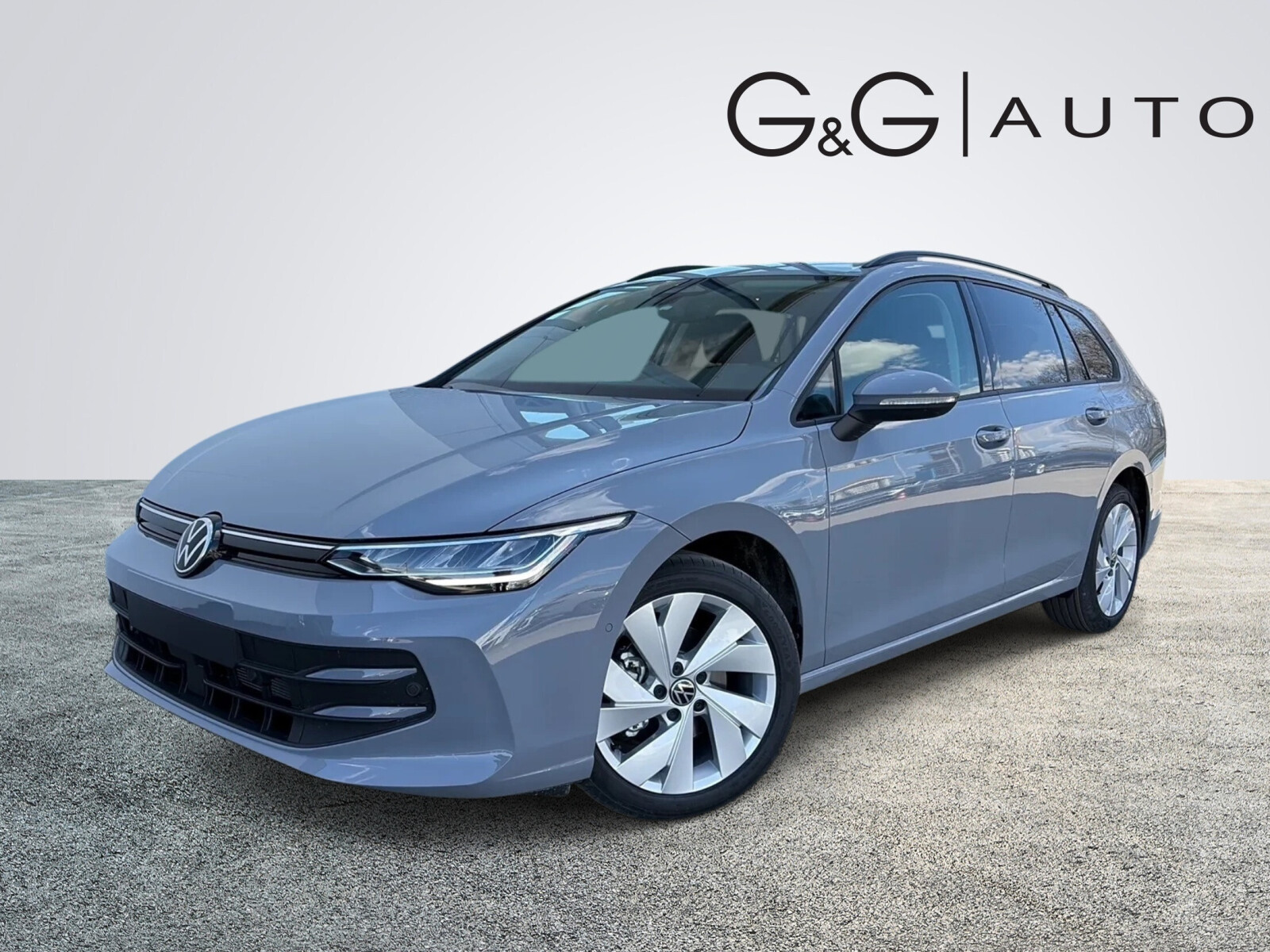 Park Assist Pro, Car2X, Apple CarPlay i Android Auto, Ambient, Isofix