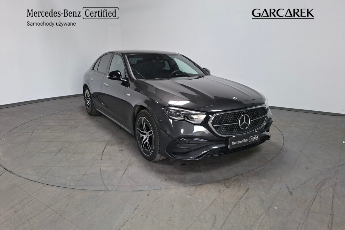 Mercedes E300de 4MATIC/AMG line/bezwypadkowy/polski salon/FV23%
