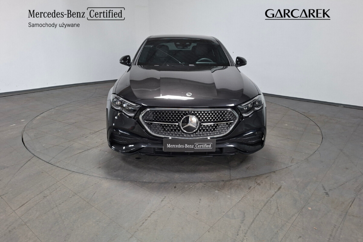 Mercedes E300de 4MATIC/AMG line/bezwypadkowy/polski salon/FV23%