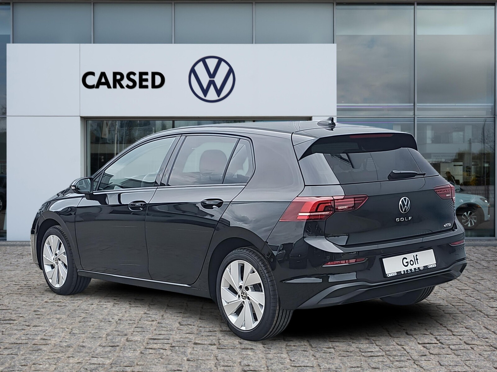 Life Plus1.5 eTSImHEV 116 KM DSG7 Tapicerka Artvelours / Pakiet zimowy