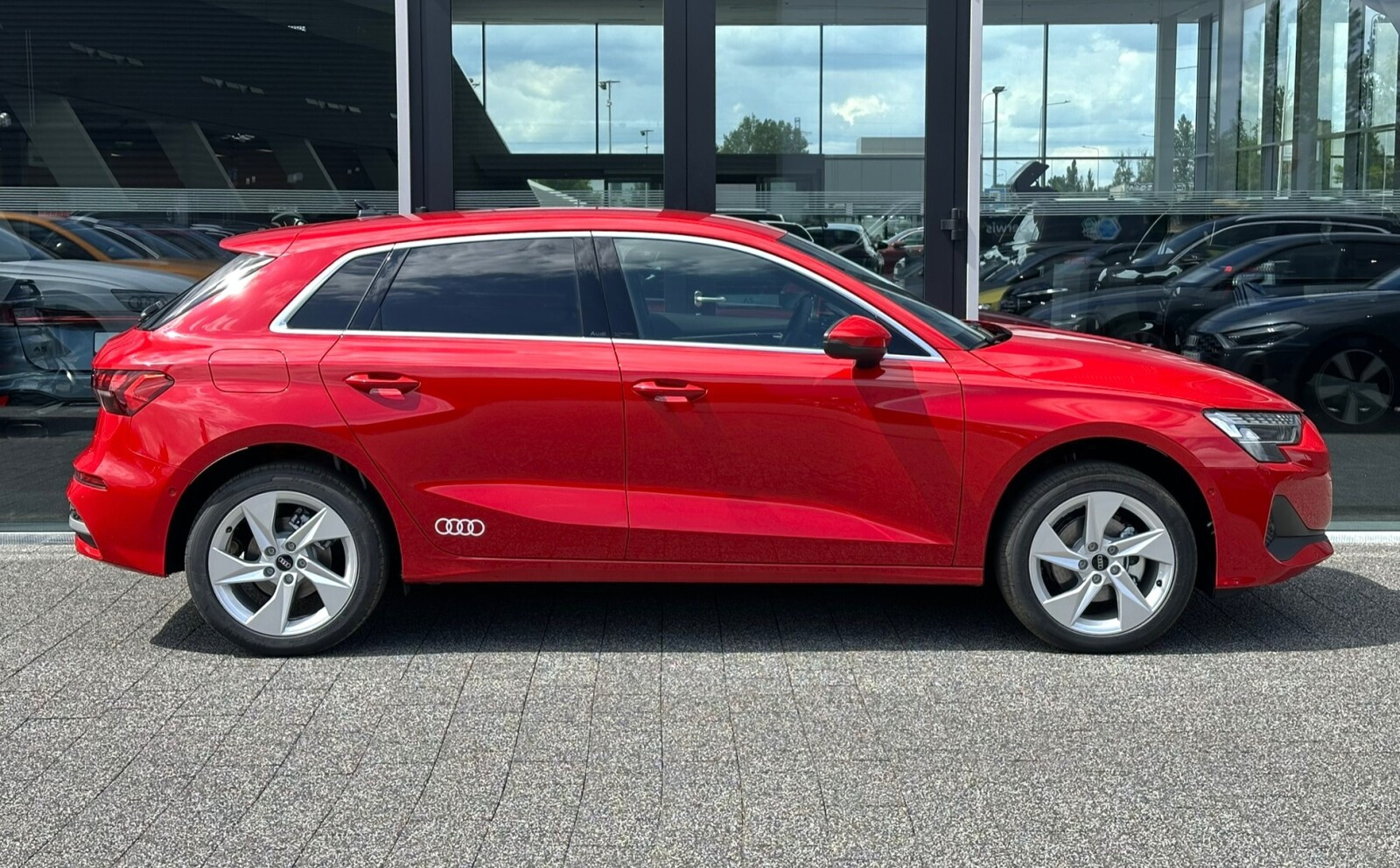 TFSI 85 kW S tronic * Pakiet Comfort *