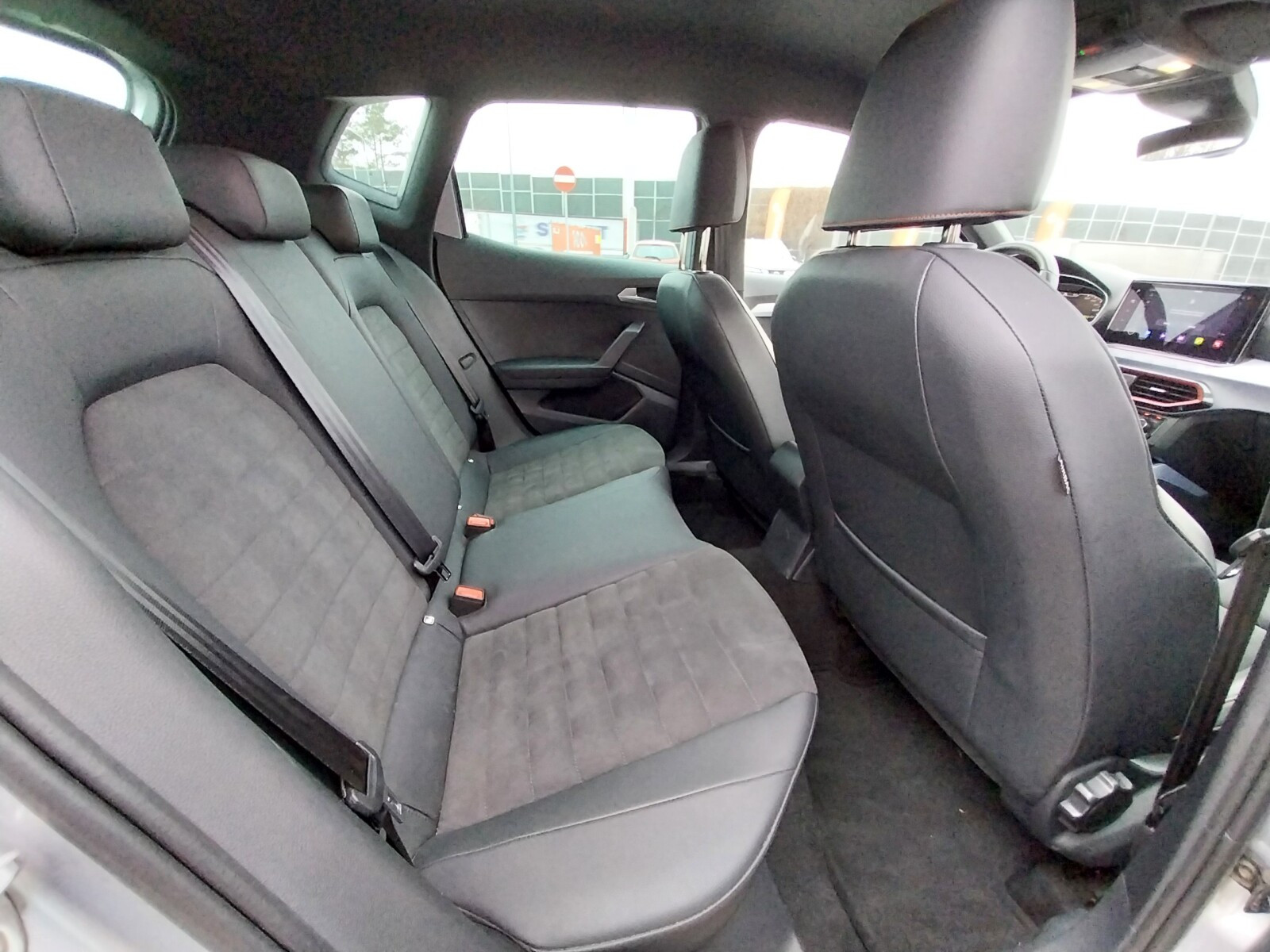 Arona 1.0 TSI FR S&S DSG, 110KM salon Polska fv23%vat