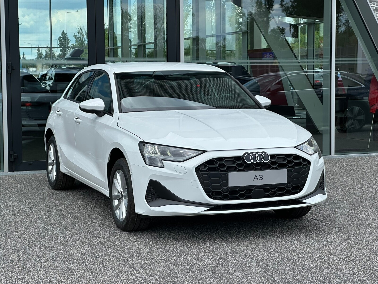TFSI 85 kW S tronic * Pakiet Comfort *
