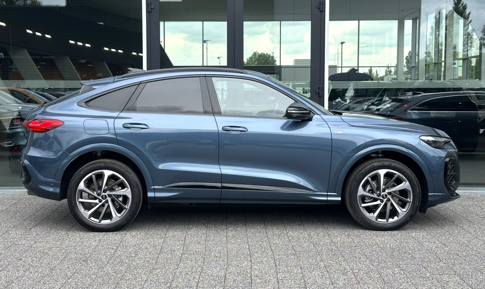 TFSI quattro 150 kW S tronic * Lakier Exclusive * Pakiet Tech Pro *
