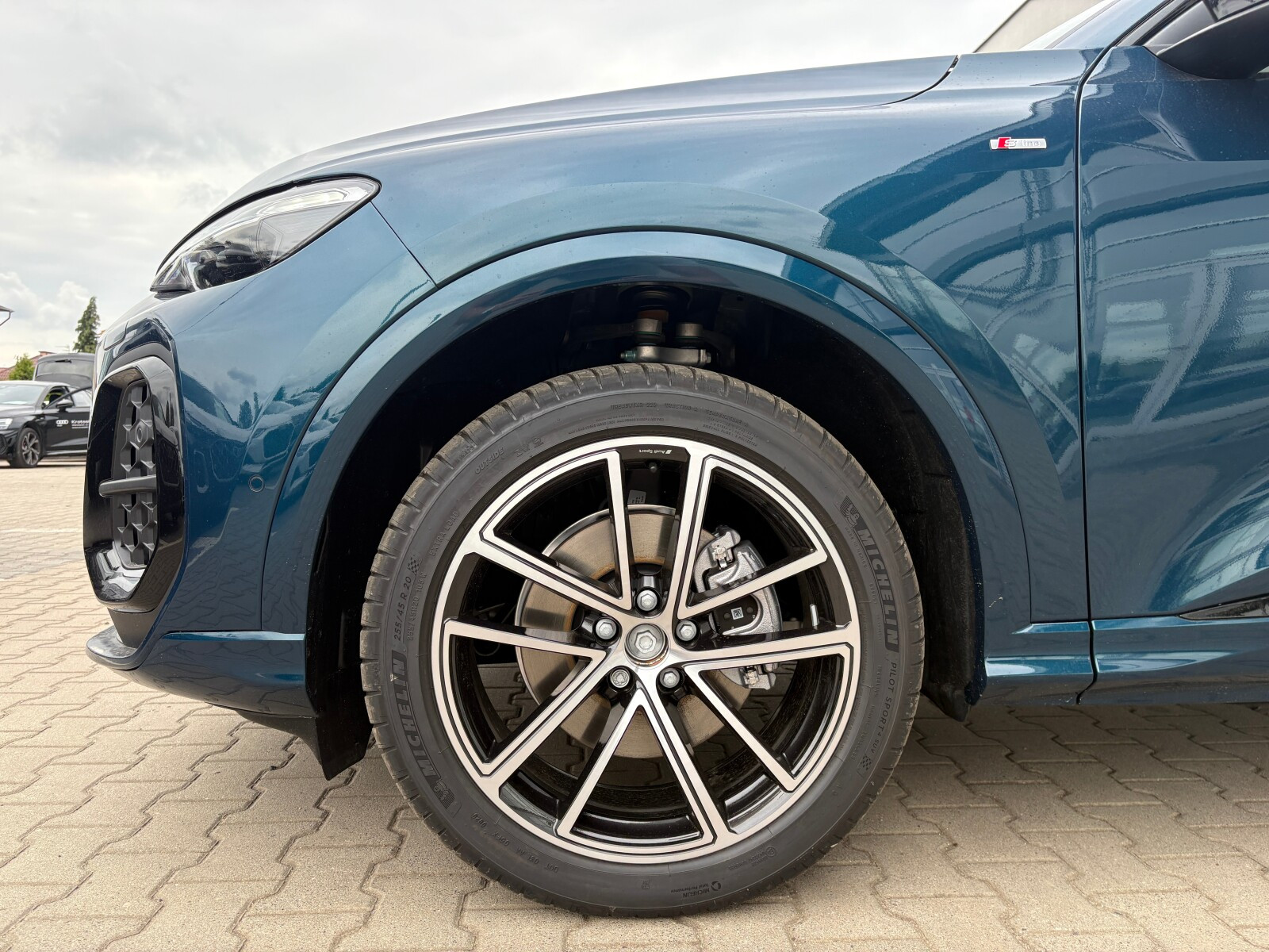 SUV TDI quattro 150 kW S tronic * Lakier Exclusive * Pakiet Comfort *