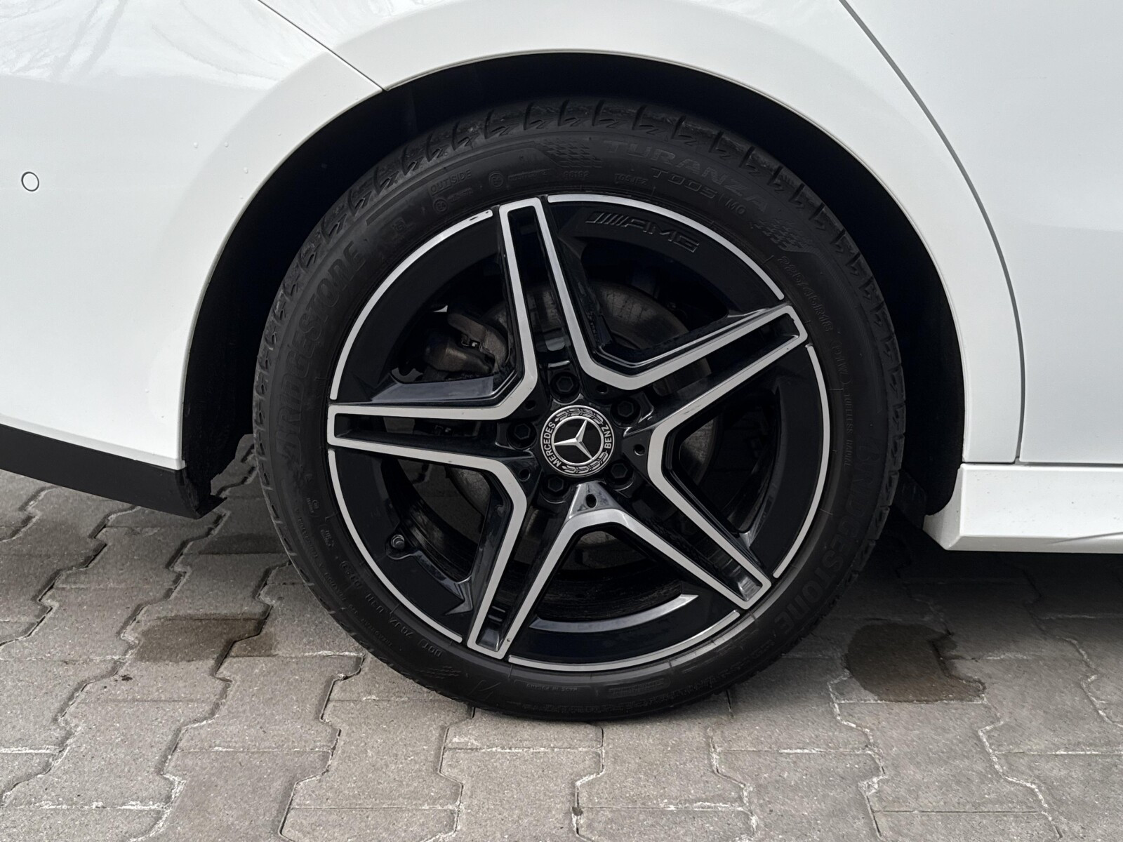 4MATIC | AMG | Night | Asystenci jazdy | Keyless | LED