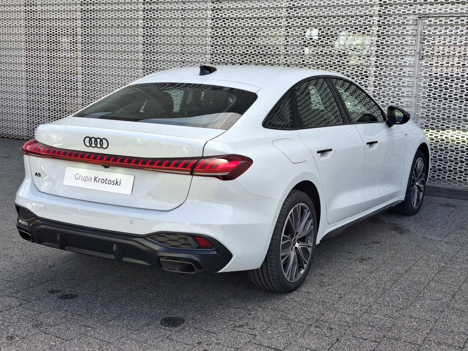 TFSI 110 kW S tronic * Pakiet Tech *