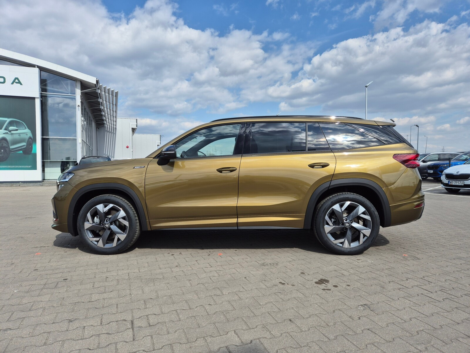 SPORTLINE 2.0 TSI DSG z placu 204 KM