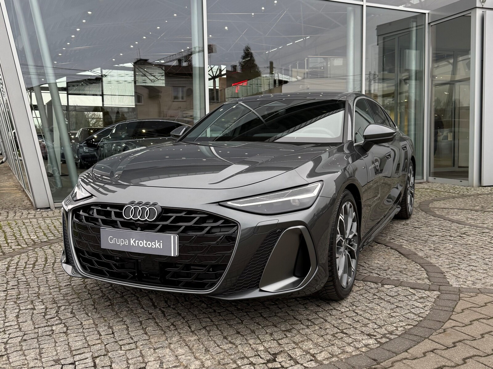 e-hybrid quattro 220 kW S tronic * Pakiet Comfort & Technology * DEMO