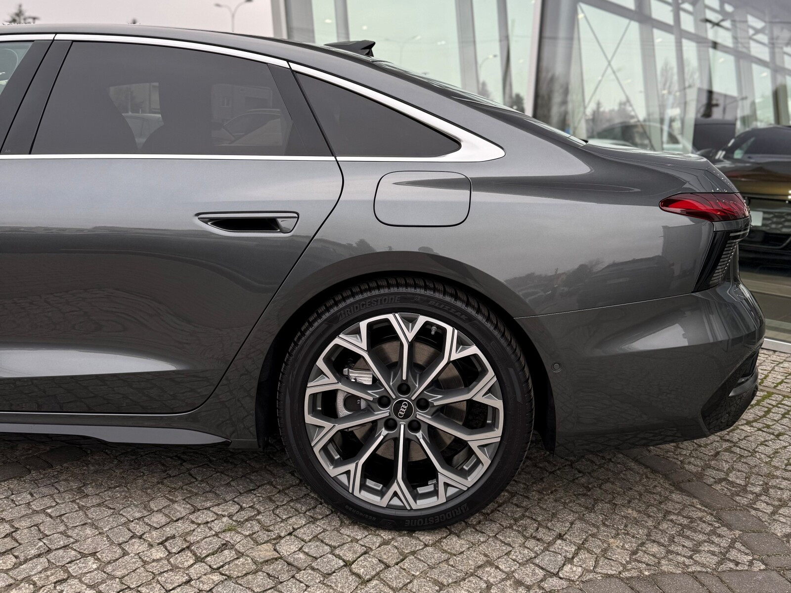 e-hybrid quattro 220 kW S tronic * Pakiet Comfort & Technology * DEMO