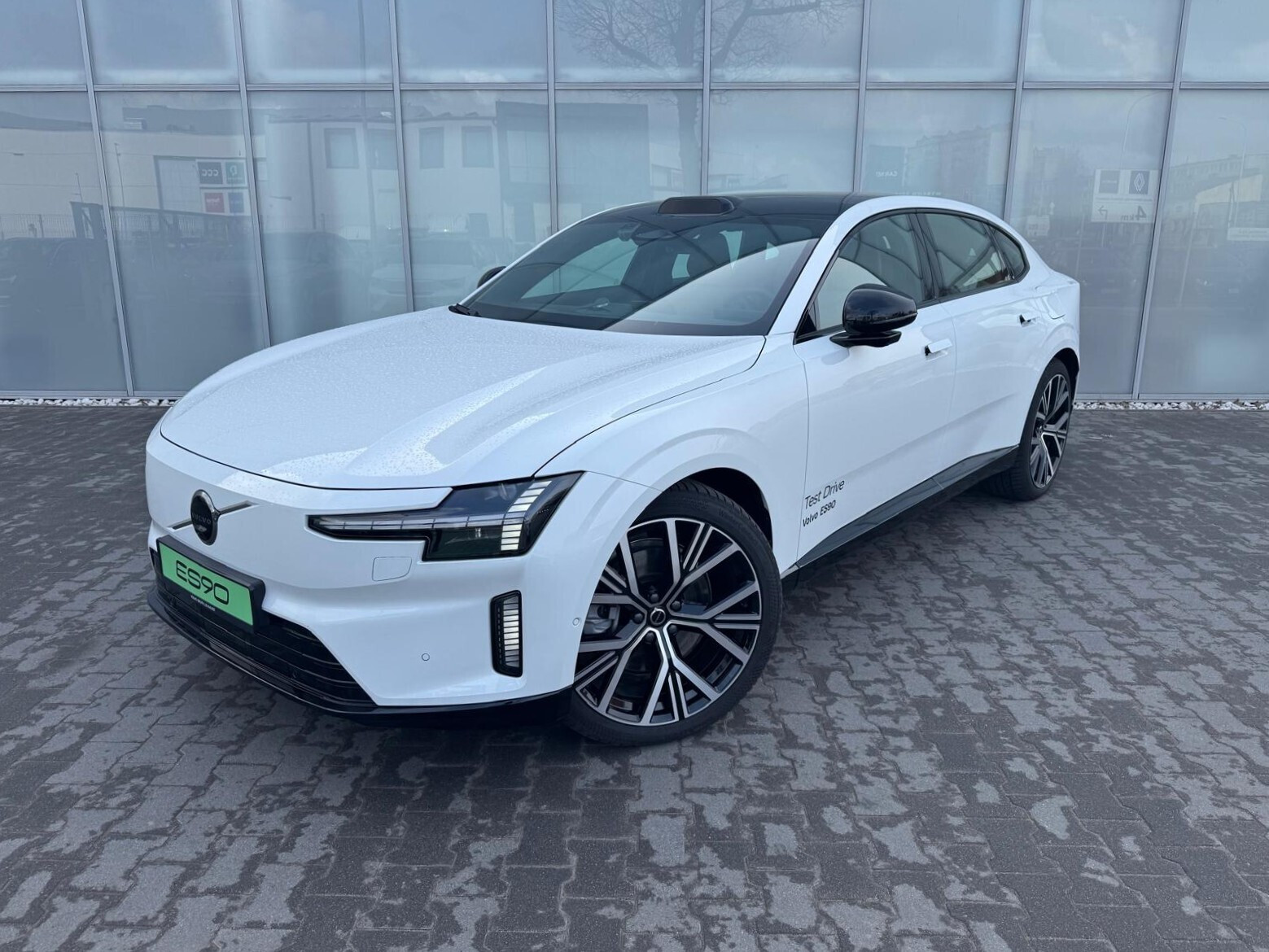 Volvo S90