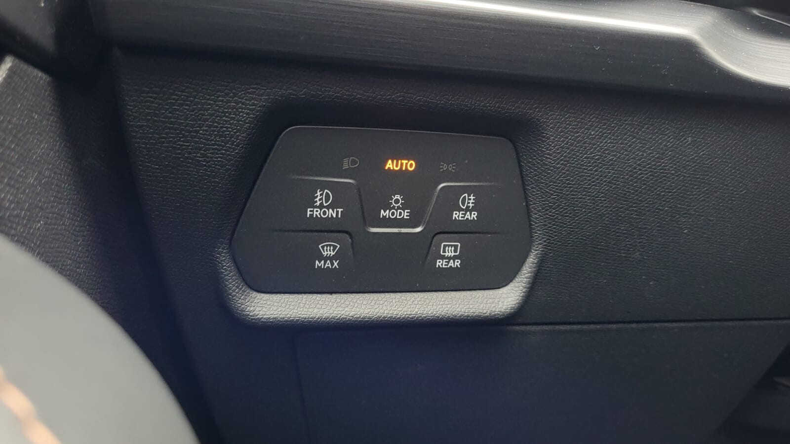 1.5 TSI 150KM 6MT; Grzane Fotele; Tempomat ACC; LED; Nawigacja; FV23%