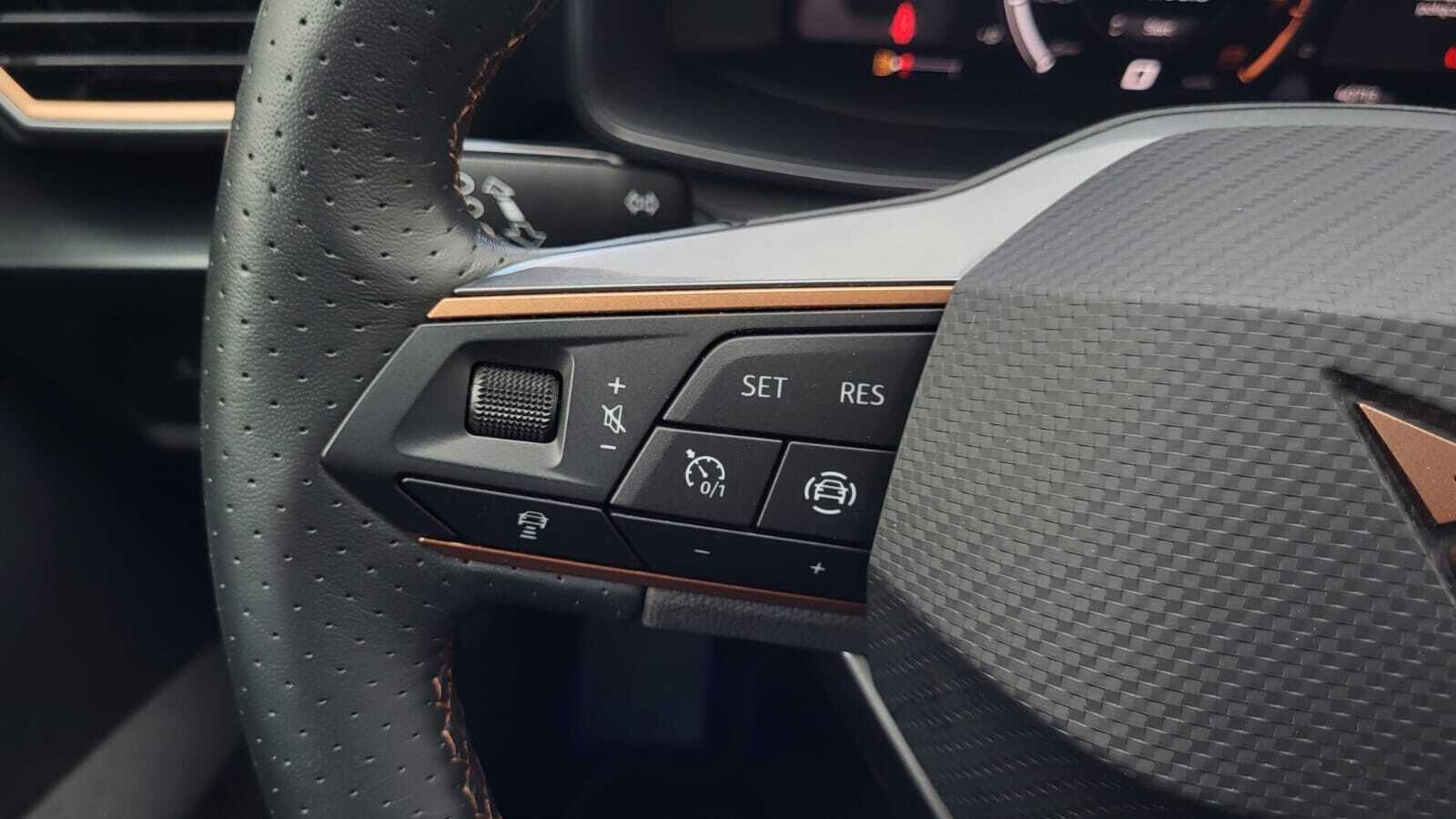 1.5 TSI 150KM 6MT; Grzane Fotele; Tempomat ACC; LED; Nawigacja; FV23%