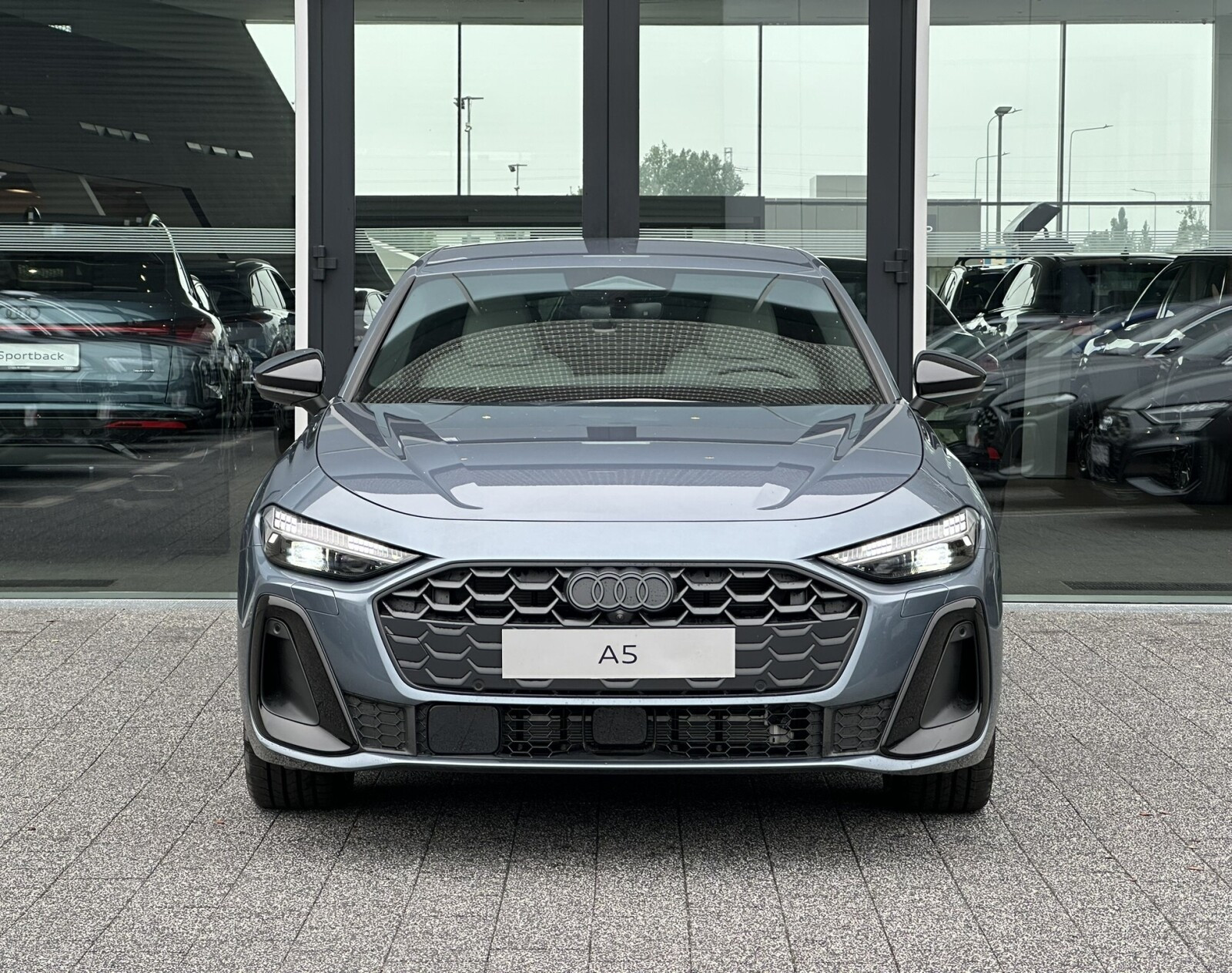 e-hybrid quattro 270 kW S tronic * Pakiet Tech Pro *