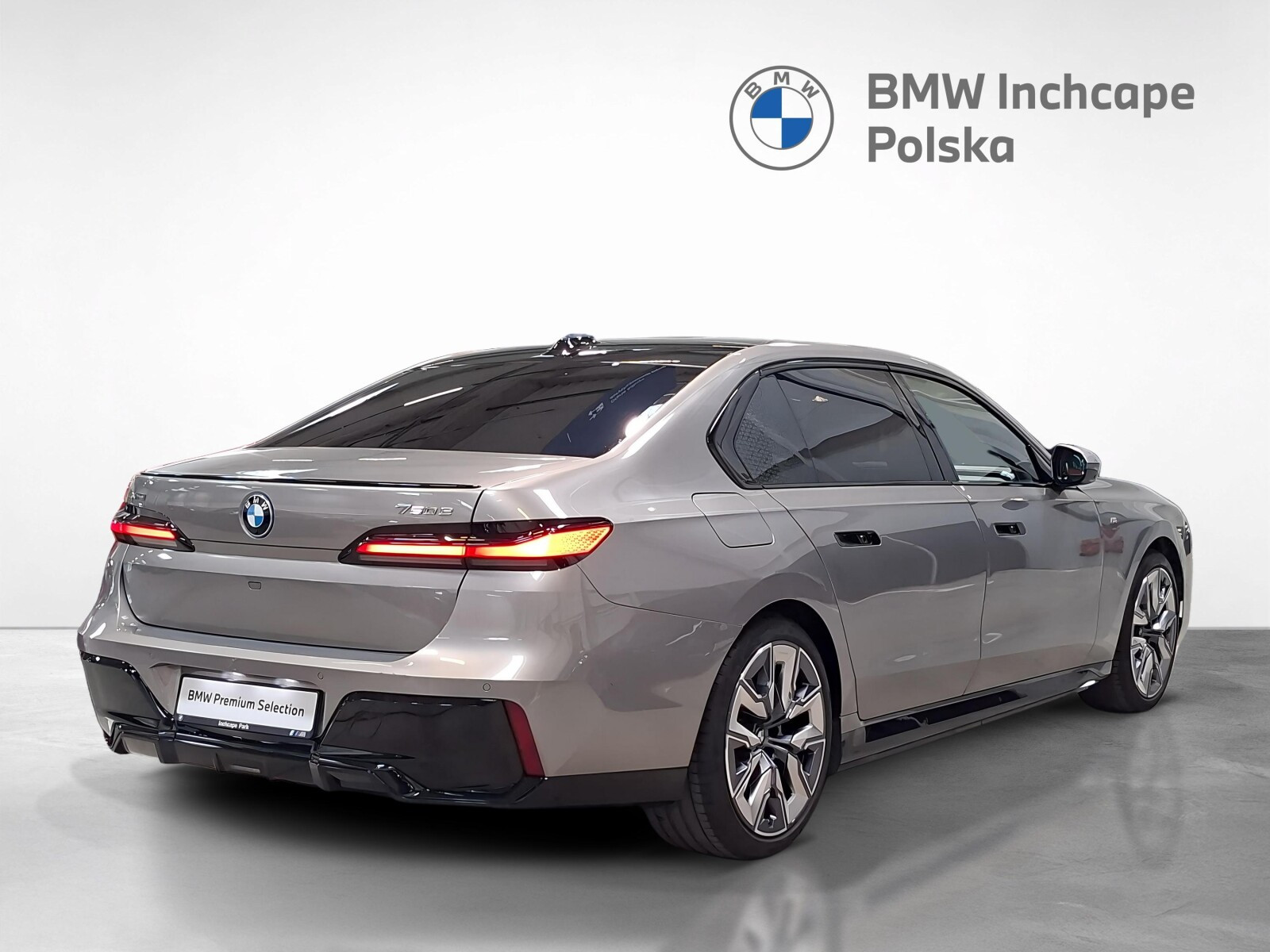 e xdrive M PRO l Executive Drive Pro l Drzwi automatyczne l B & W High