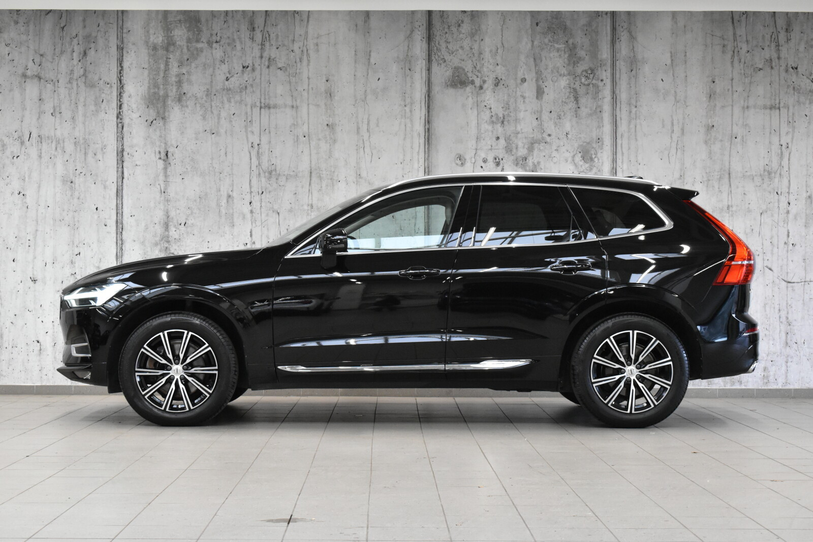 Volvo XC60 T5 Inscription | Salon PL 250 KM | LED | Skóra | FV 23%