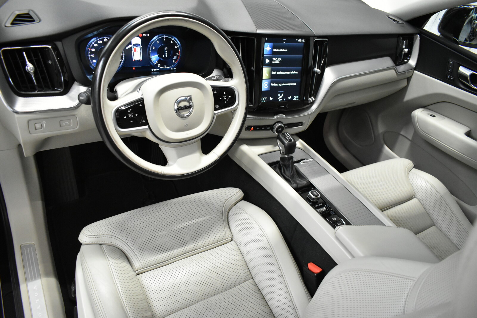 Volvo XC60 T5 Inscription | Salon PL 250 KM | LED | Skóra | FV 23%