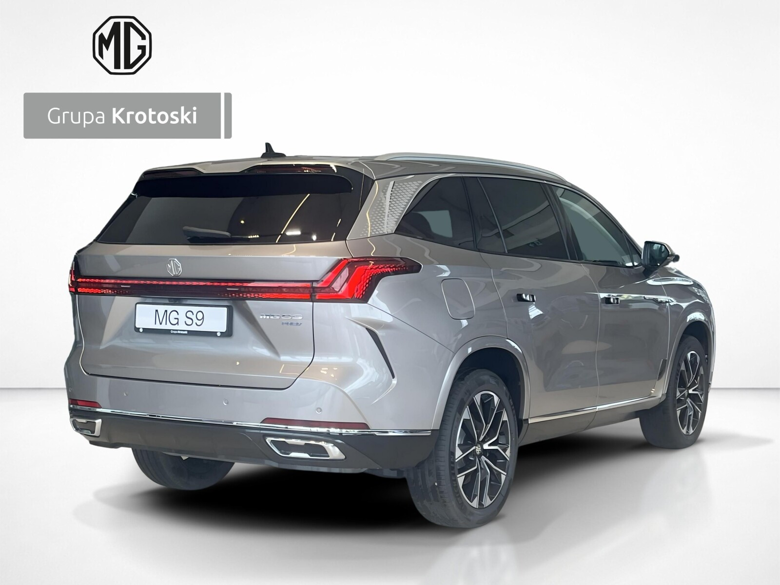 PHEV AT&nbsp;Exclusive 299&nbsp;KM