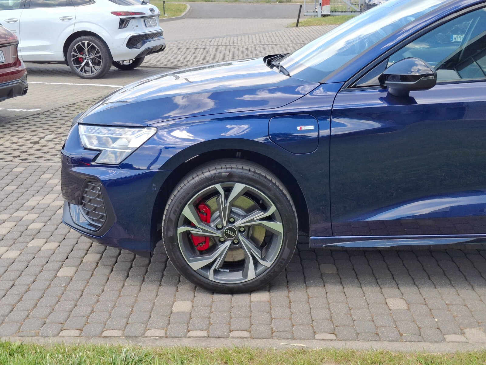 S line TFSI e 200 kW S tronic * Pakiet Technology *