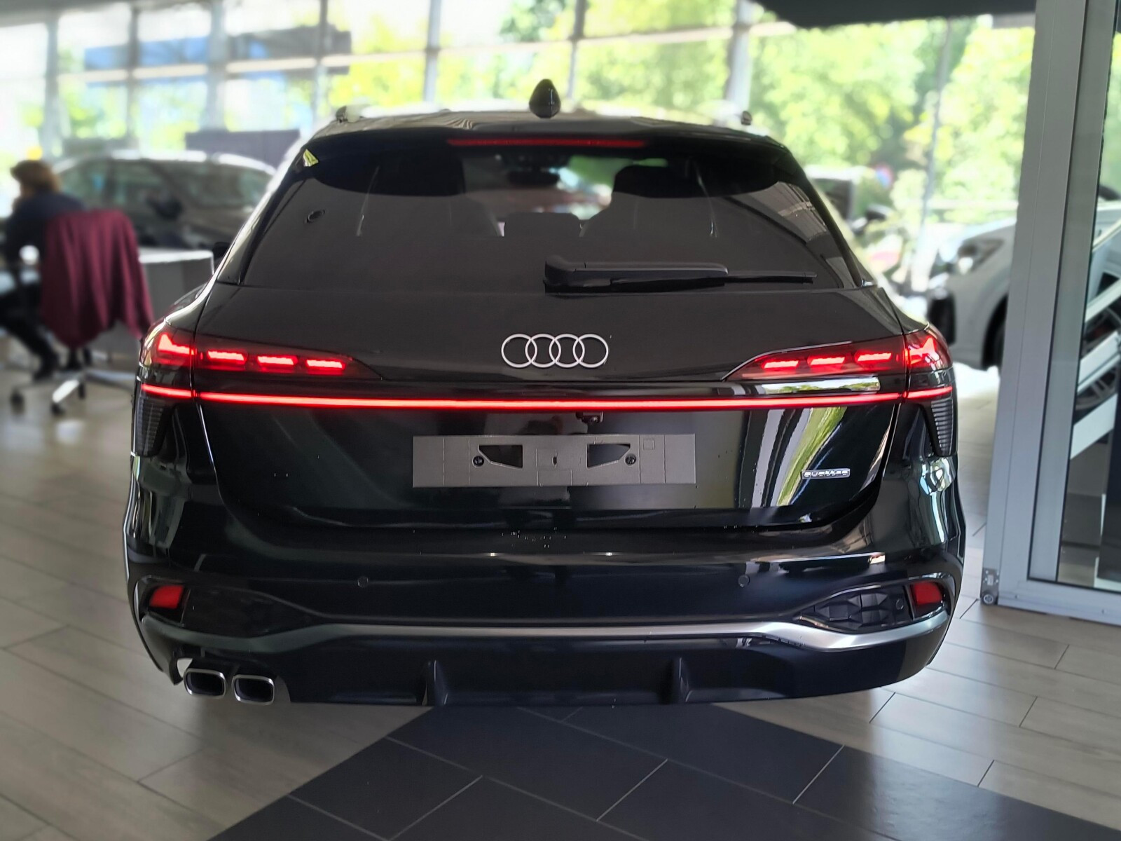 A6 Avant TDI quattro 220 kW: Pneumatyka; Hak; B&O; VAT 23%