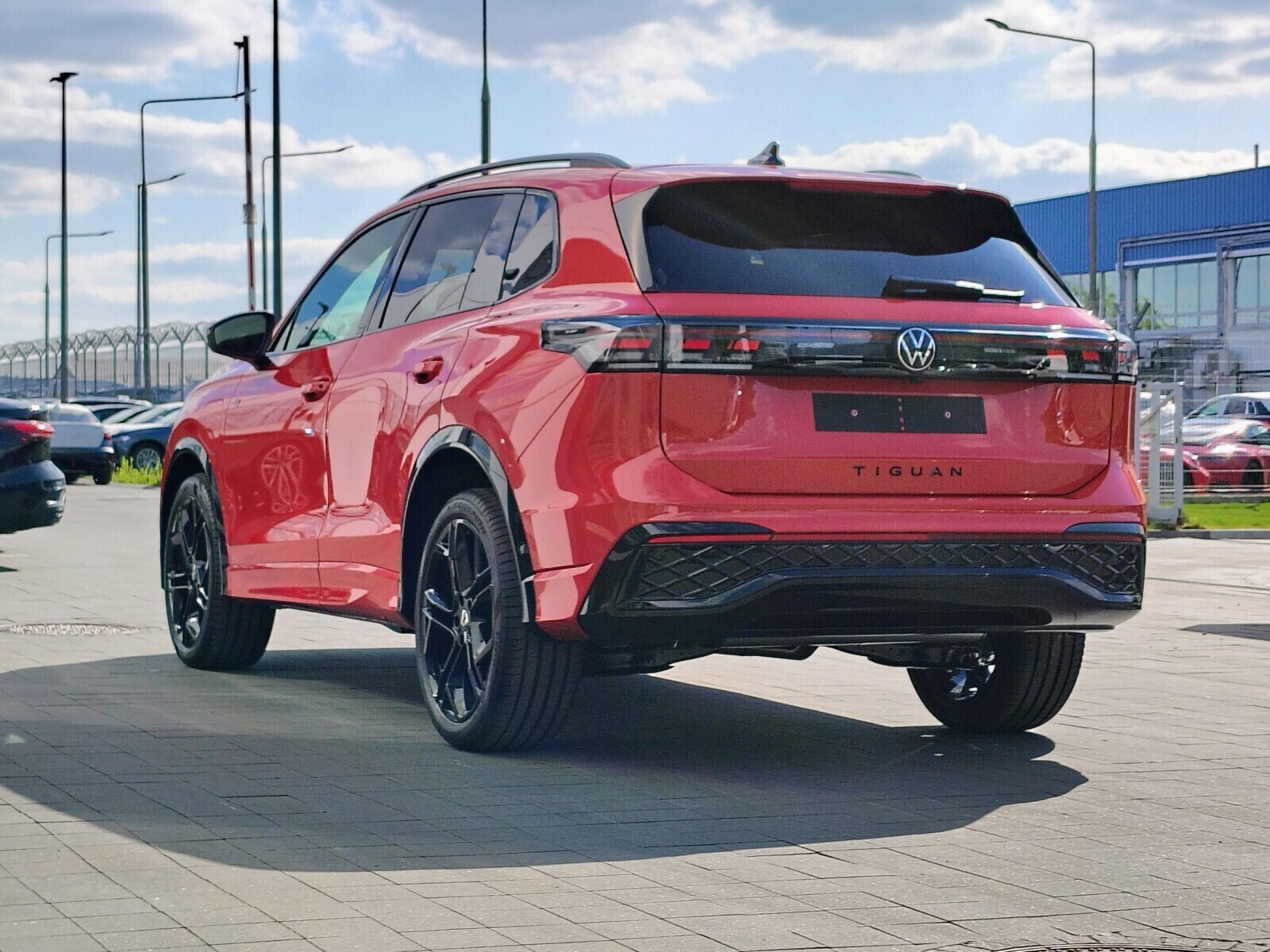 R-Line Plus 1,5 eTSI 150 KM DSG