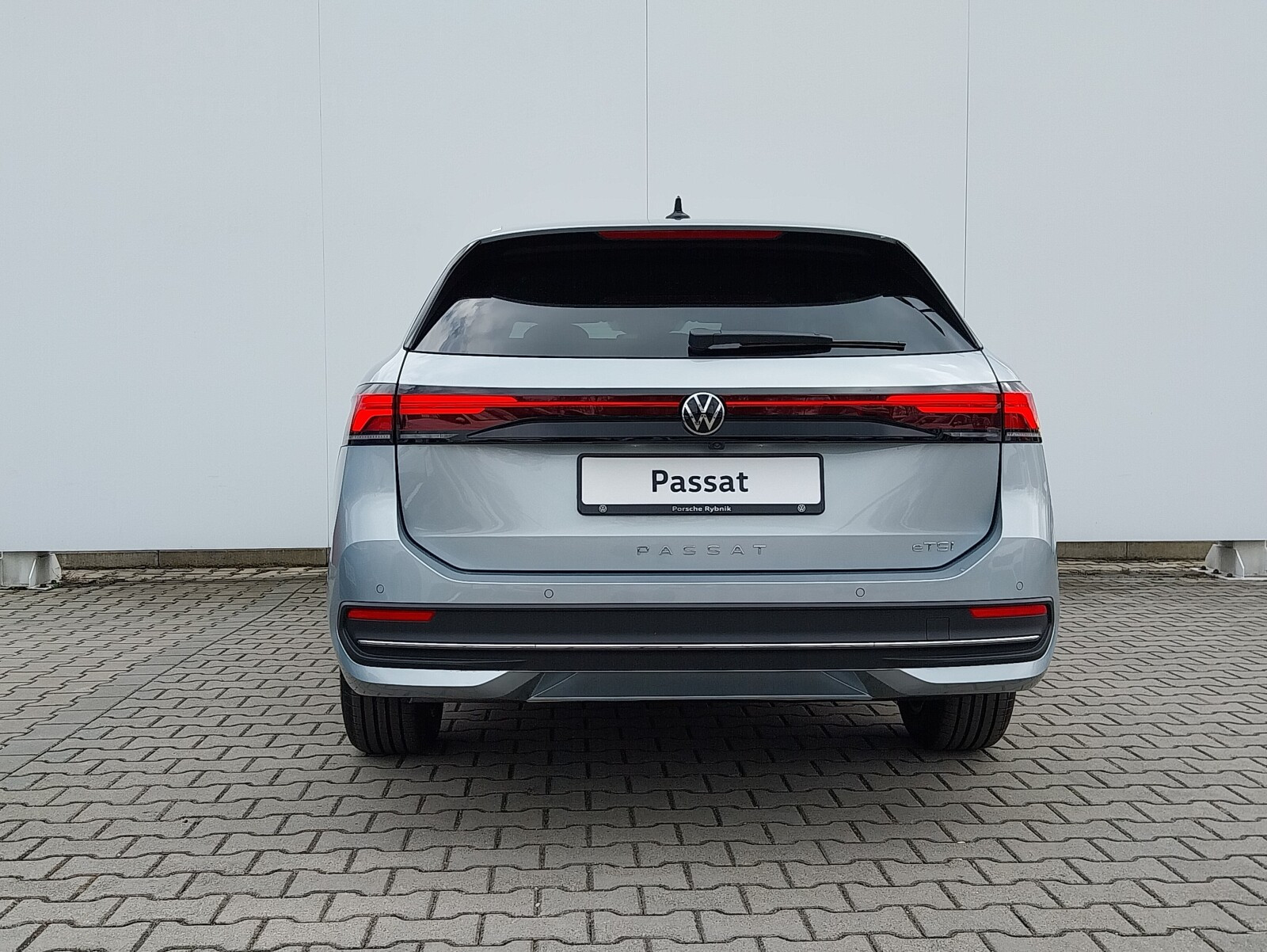 Business 1.5 TSI mHEV 150KM Automat 7-biegów czeka na Ciebie zadzwoń