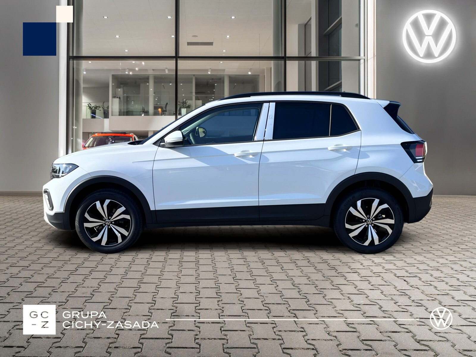 Life Plus 1.0 TSI 116 KM man 17'' Kamera Keyless Side ACC APP