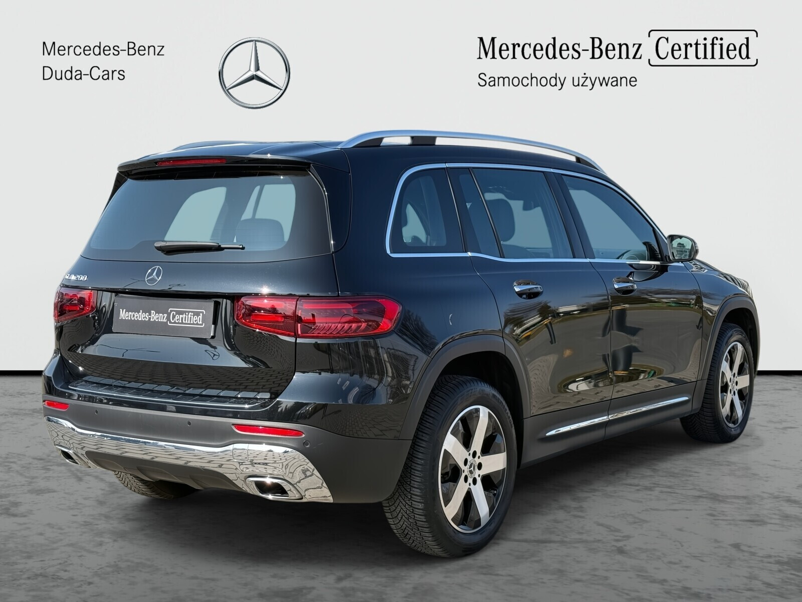 Pakiet AVANTGARDE Advanced Plus, Kamera cofania PARKTRONIC, CarPlay