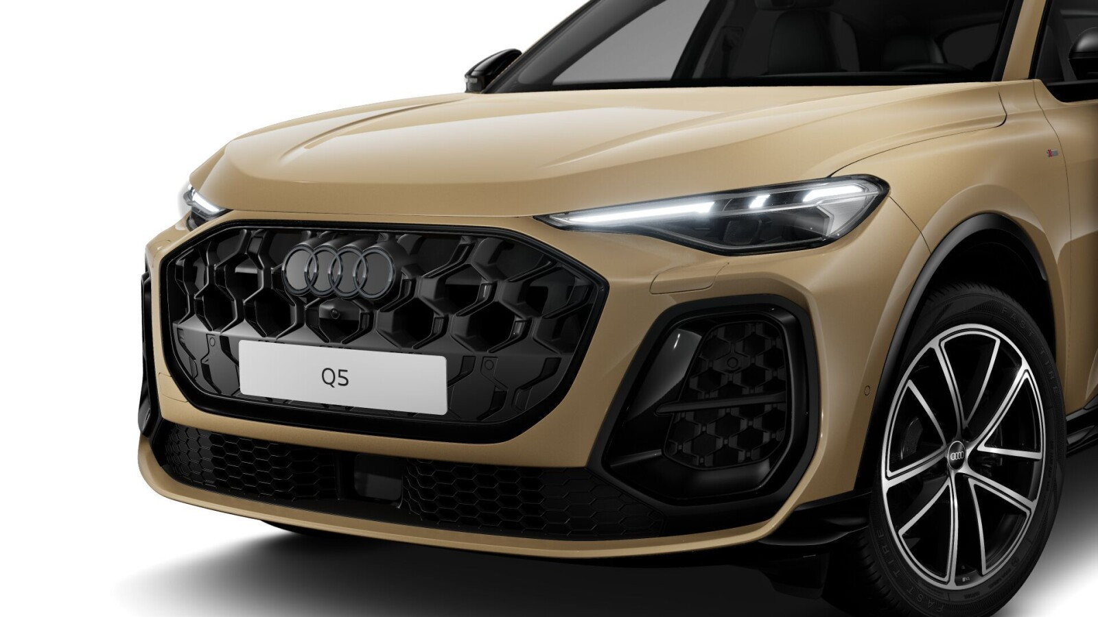 Q5 TDI mHEV Quattro S tronic: Tech plus; Comfort; VAT 23%