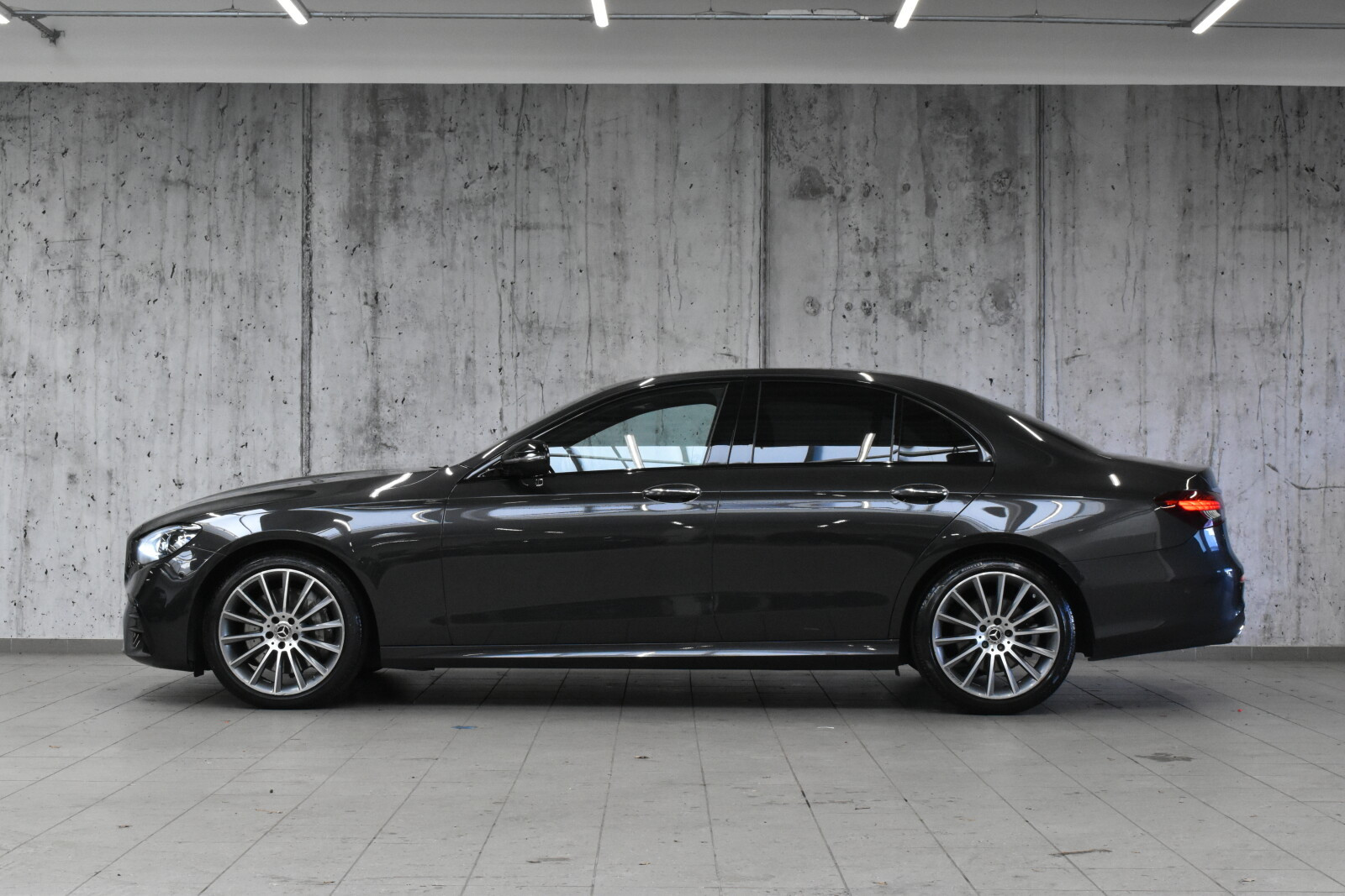 E400 FV23% | AMG | MULTIBEAM LED | Burmester | 360° | Salon PL