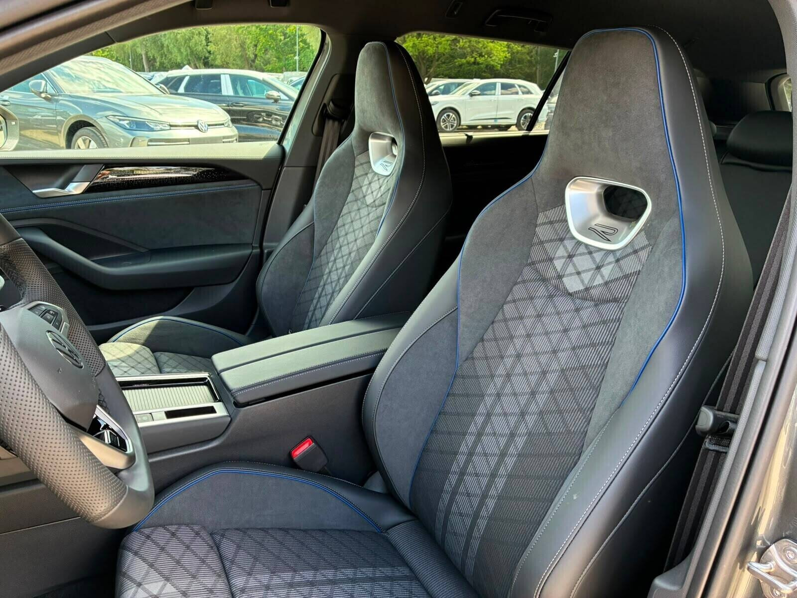R-Line 1.5 eTSI mHEV 150 KM DSG