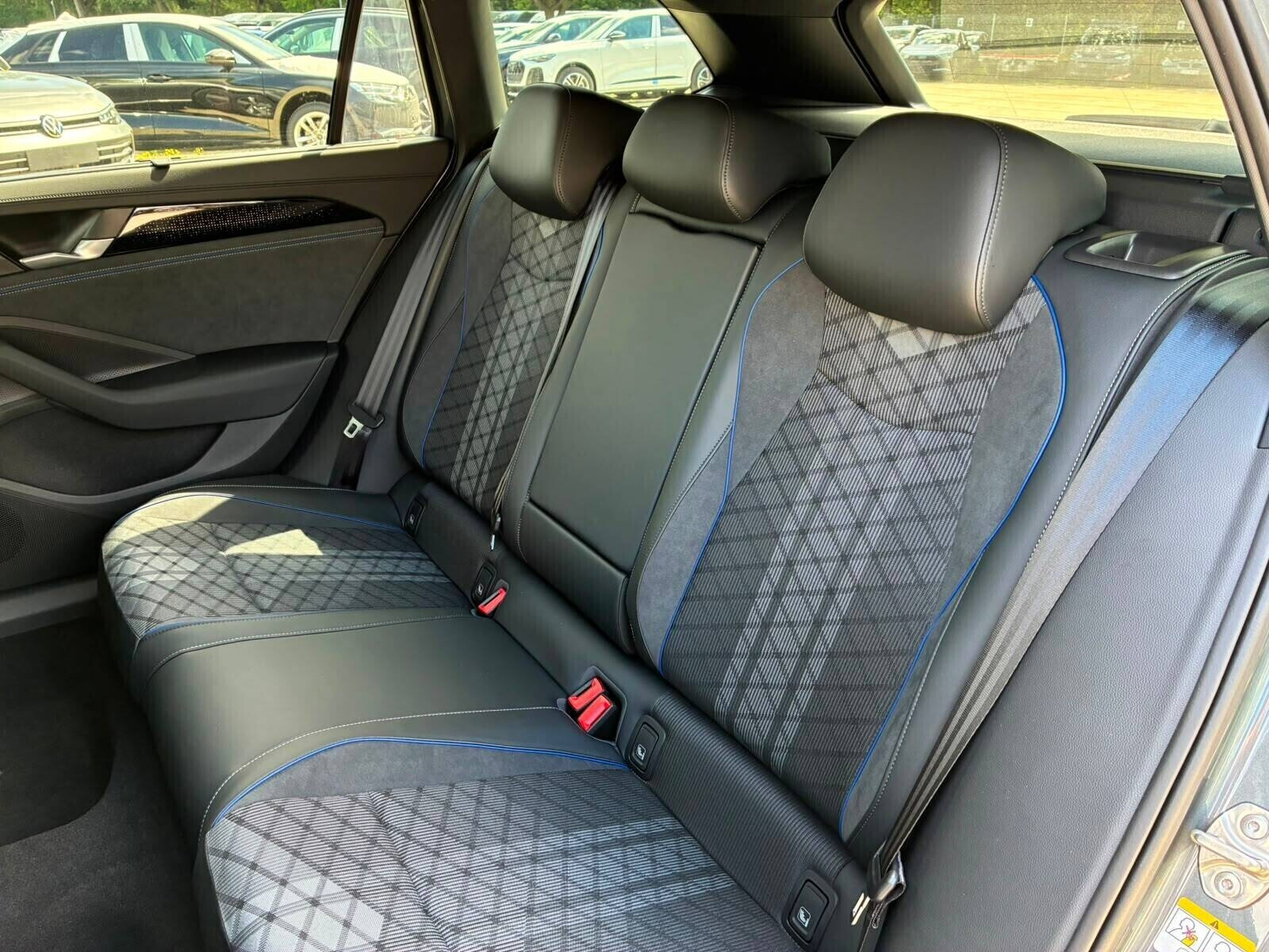 R-Line 1.5 eTSI mHEV 150 KM DSG