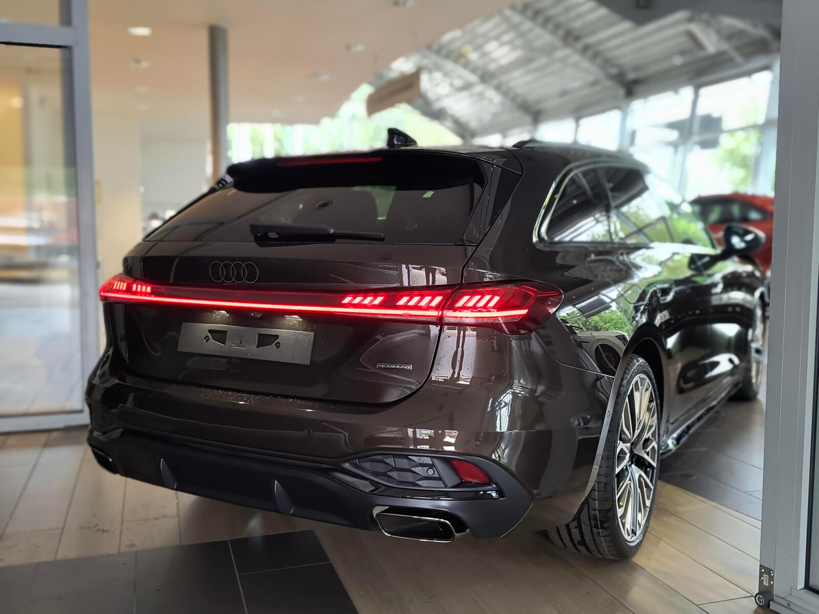 A5 TFSI mHEV 200 kW Quattro: Hak; Panorama; B&O; VAT 23%