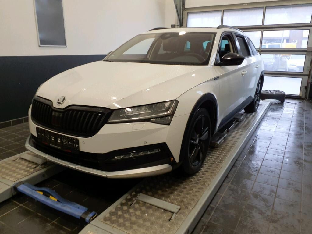 Skoda Superb Combi