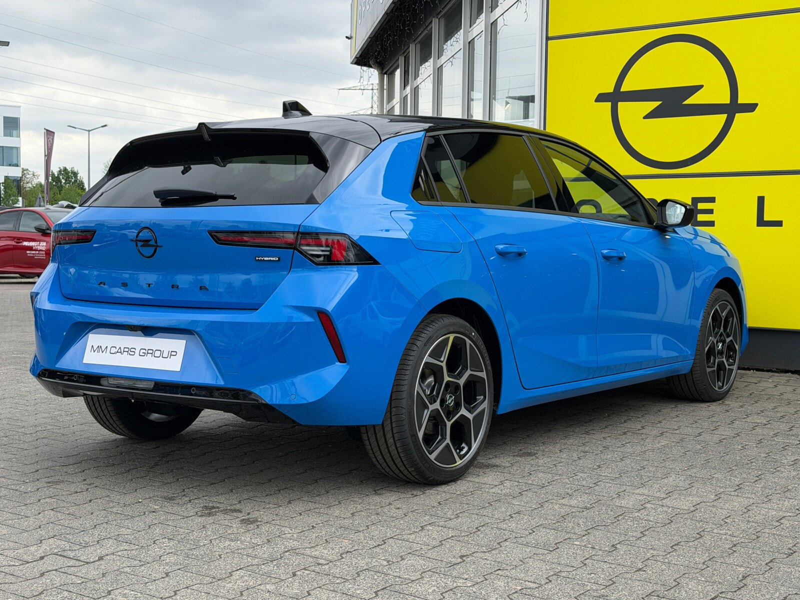 GS Hybrid 1.2 Turbo 145KM eDCT6, dostępny od ręki!
