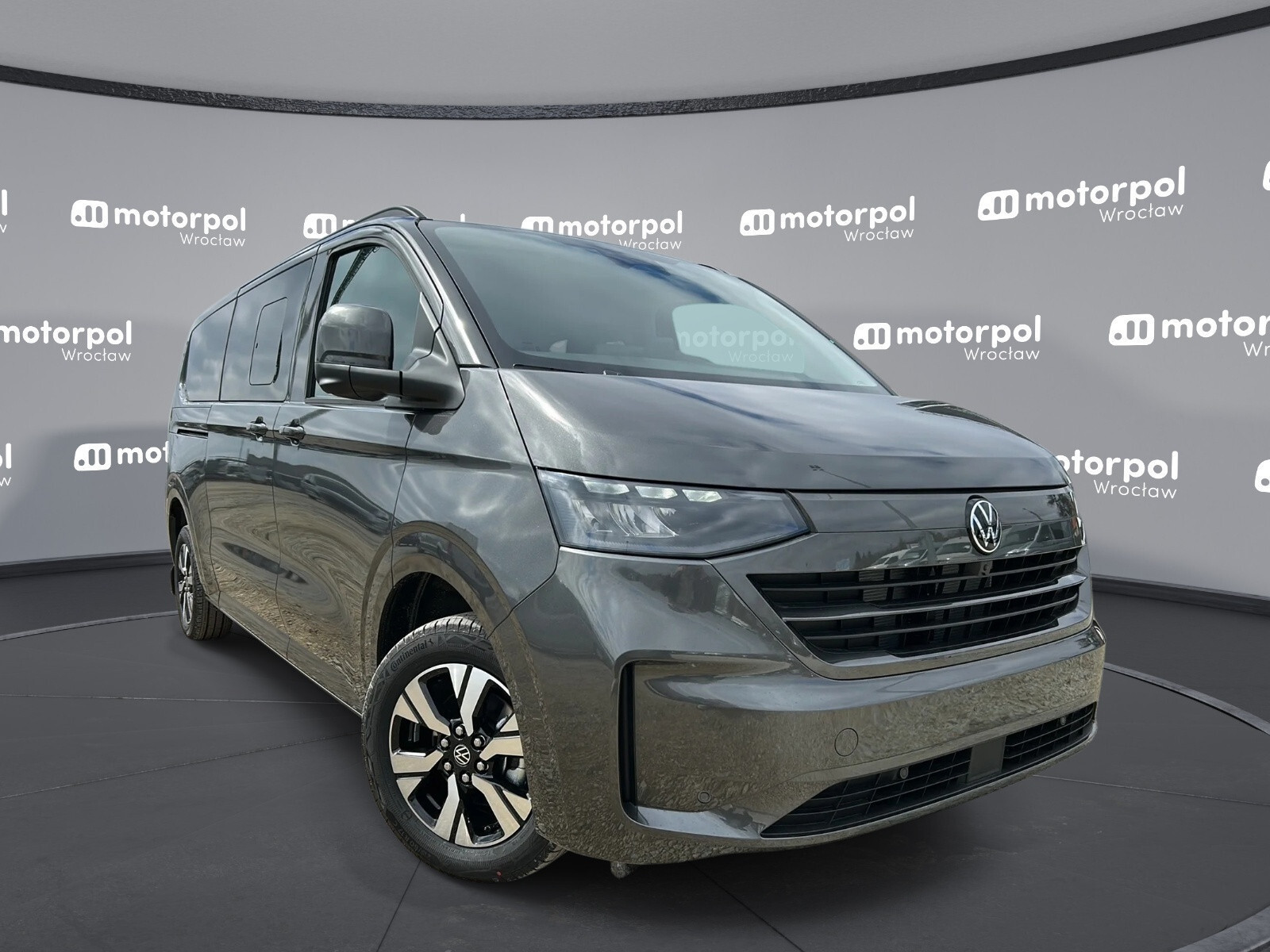 T7 Kombi/9 osob./AUTOMAT, 2.0 TDI 170 KM, L2/r.o. 3500 mm