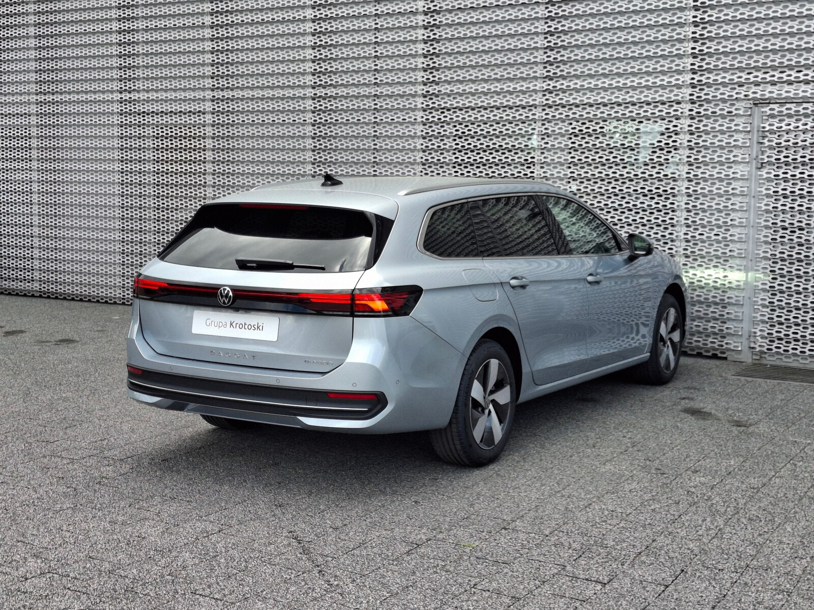 Business Plus 1.5 TSI eHybrid 177 KM DSG Dostępny Od Ręki!