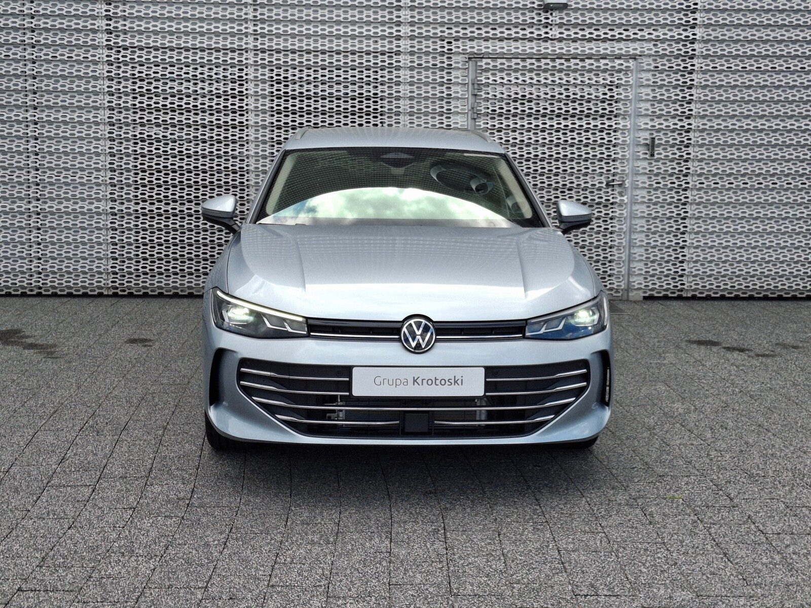 Business Plus 1.5 TSI eHybrid 177 KM DSG Dostępny Od Ręki!