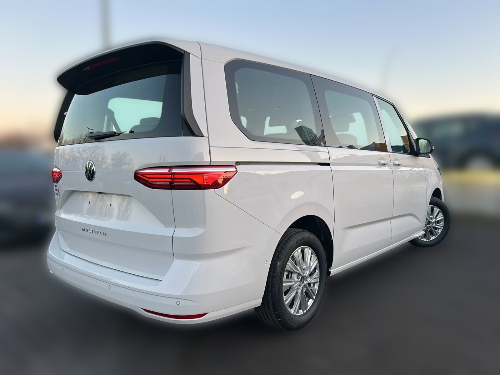 BASIC FAMILY/8 osob., 2.0TDI 150 KM długi r.o. (L2)