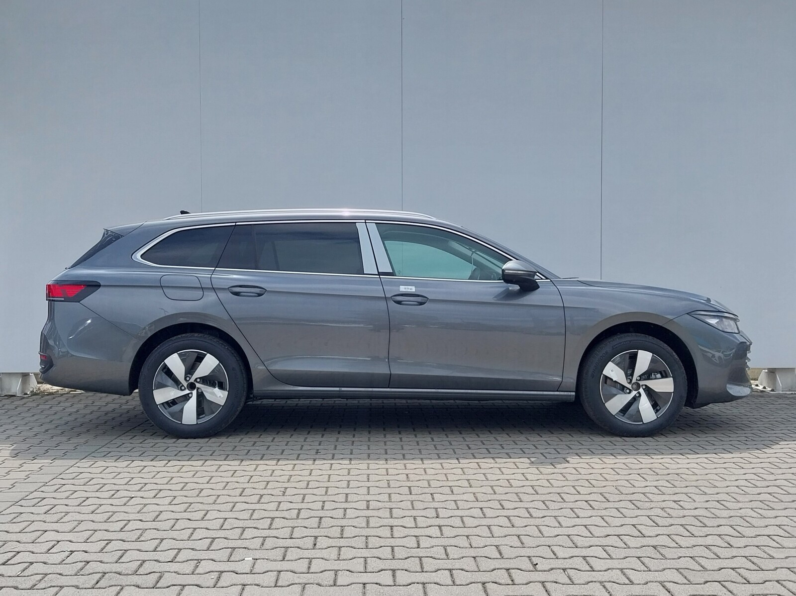 Passat Business Plus 2.0 TSI 150 kW / 204 KM DSG, 7-stopniowa