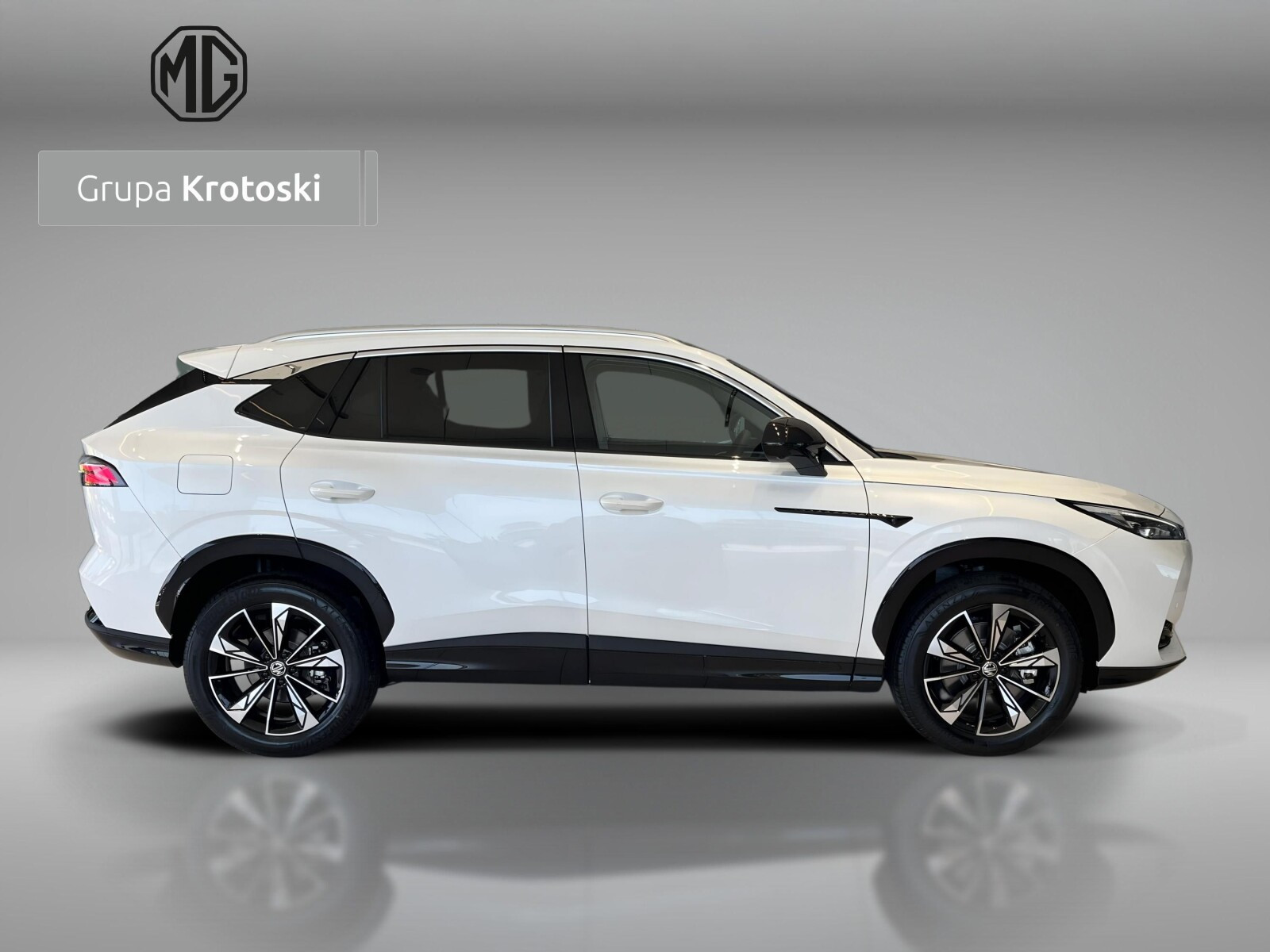 HEV+ Exclusive AT 224 KM DEMO